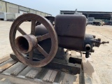 John Deere Hit & Miss Engine