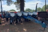 Kinze 2000 11 row Planter