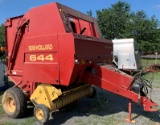 New Holland 644 Hay Baler
