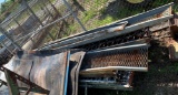 Mixed Lot: Conveyor rollers / rubber warehouse doo
