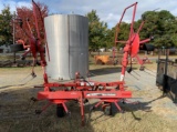 New Holland 163 Hay Tedder