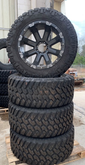 Set of 4 Fab Fours 8 Lug 24" Wheel/Nitto Tires