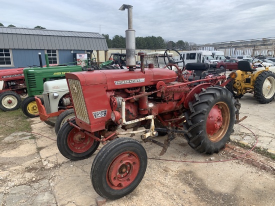 International Farmall140 Tractor