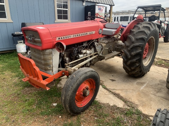 Massey Ferguson 135 gas Tractor