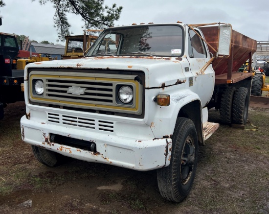1977 Chevrolet C65 Litter Spreader Truck VIN 8910