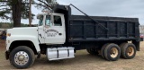 1997 Ford LT9000 Tandem Dump Truck VIN 1752