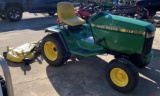 John Deere GT 262 riding mower