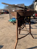 Hand Pump Forge