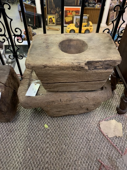 2 WOOD PEDSTALS
