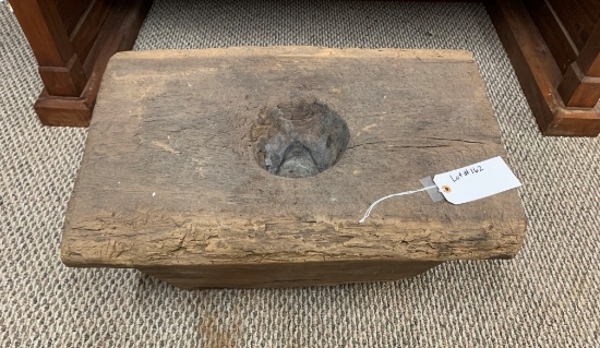 WOOD PEDSTAL