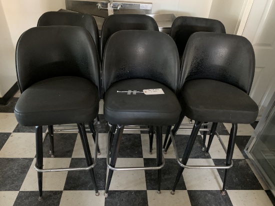 6 RESTUARANT STYLE BAR STOOLS