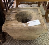 WOOD PEDSTAL
