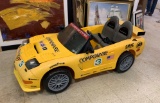 CHILD'S BATTERY OPERATED CORVETTE RACE CAR