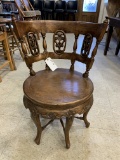WOOD OCASSIONAL CHAIR
