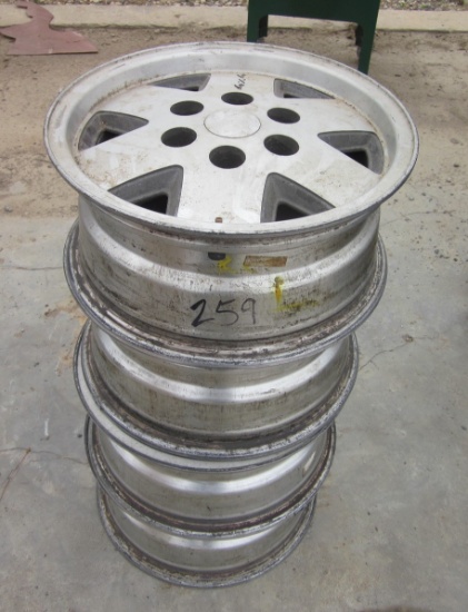 Set of 4 Chevrolet 6 Lug Wheels