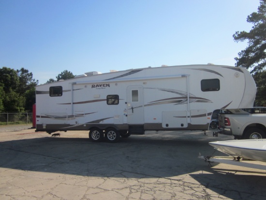 2012 Winnebago Raven 5th Wheel Camper VIN 3013