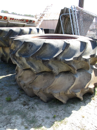 38" Int'l Rims/Armstorng tires 20.8-38 8 ply