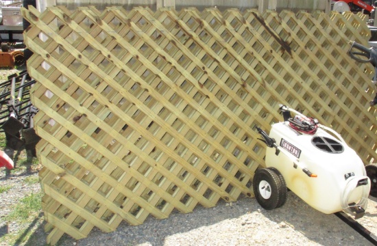 (5) 8x4 sheets of lattice