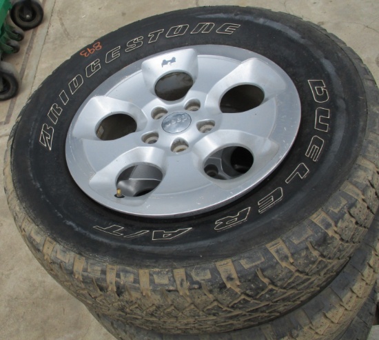 (5) Jeep 18" factory wheels and tires