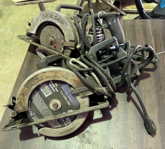 (2) Skilsaw worm-gear saws