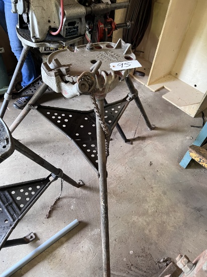 Ridgid 450 portable tristand