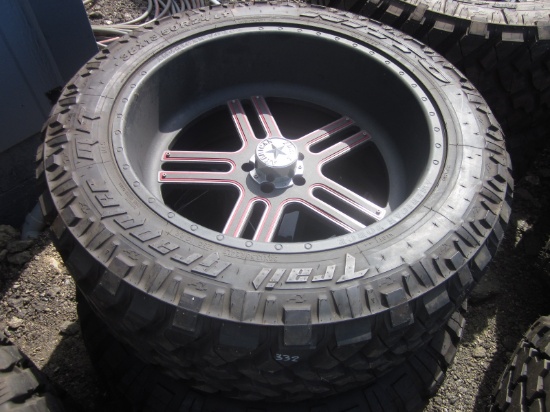 Trail Grapper M/T 38x13.5R24LT on American Force