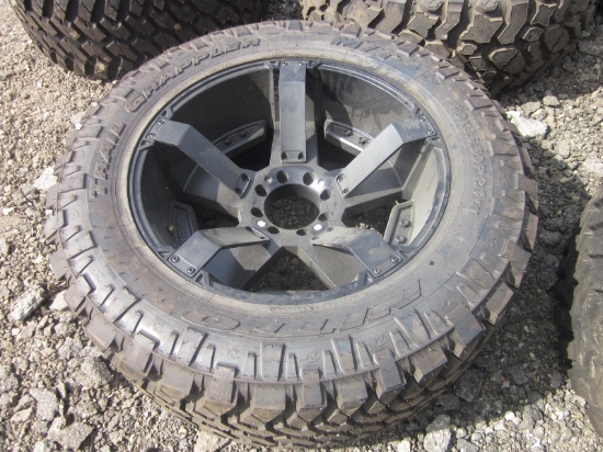 Nitto Trail Grapper M/T 40x15.5R24LT on XD Series