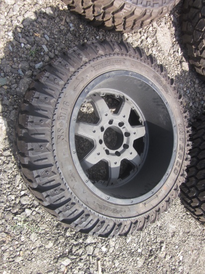 Interco SSM16 37x13.5R22LT on Wheel