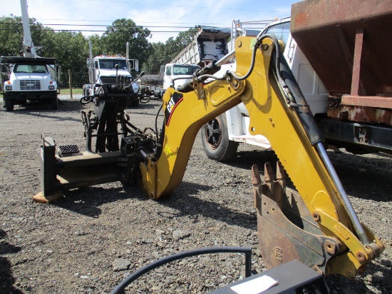 CAT BH150 Skid Steel Backhoe Attachment