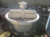 Half Moon Stainless Wash Fountain