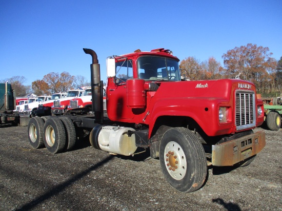 1983 Model R Mack Truck VIN2203