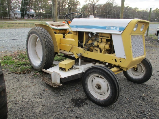 International Cub Lo-Boy 154 Belly Mower
