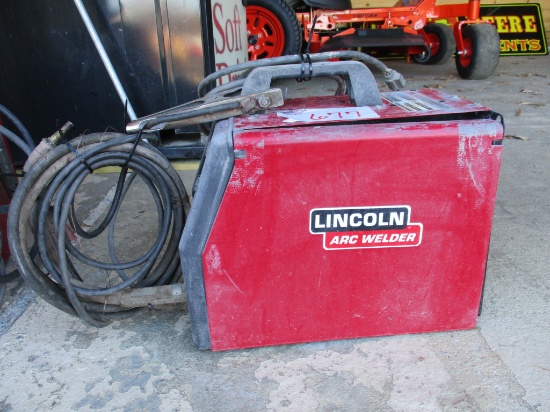 Lincoln Arc Welder Ideal ARC SP-100