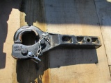 Pintle style hitch