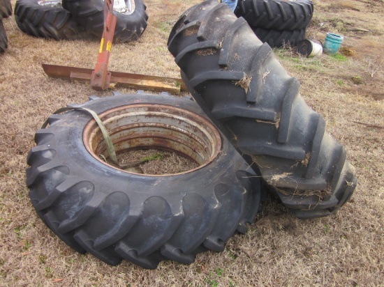 (2) 34" Rims / tires / (2)16.9-38 clamp on duals