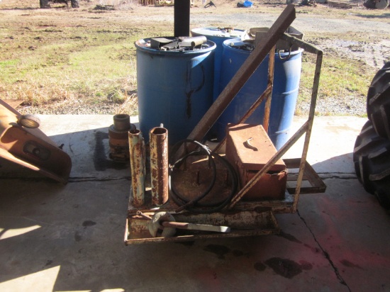 Roll Cart with Contents / Hydraulic Jack