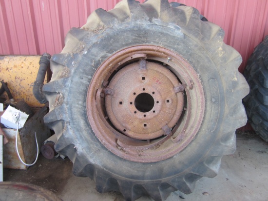 (2)18.4-30 Spinout Rims & Tires