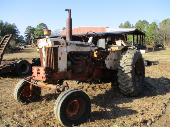 Case 930 Comfort King Tractor