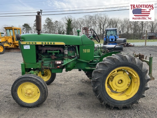 John Deere 1010 Tractor