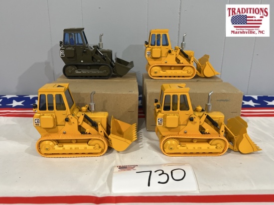 (4) Caterpillar 941 Diecast Track Loaders