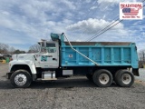 1995 Ford L9000 Dump Truck VIN 3372