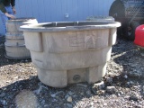 Rubbermaid 70 Gallon Water Trough