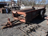 International 175 Manure Spreader