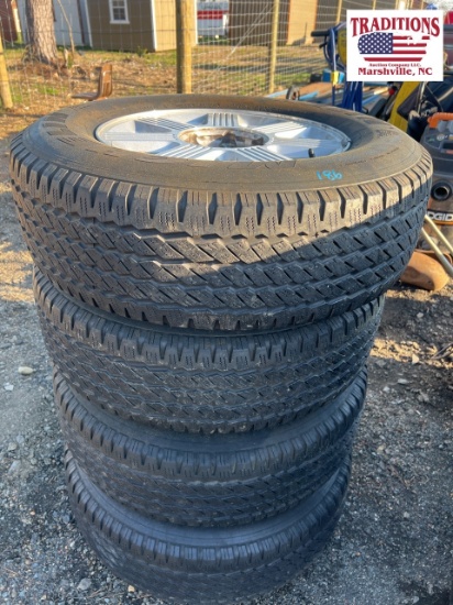 Set of 4 6 Lug Wheels w Michelin 255/70R18 Tires