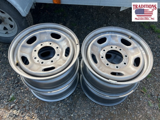 Set of 4 Ford 8 Lug Wheels