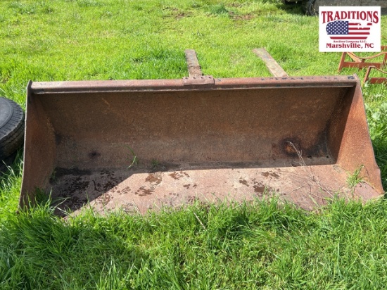 82" John Deere Skid Steer Bucket