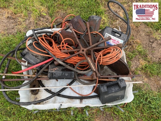 Mixed Lot: Drop Cords / Lug Wrenches