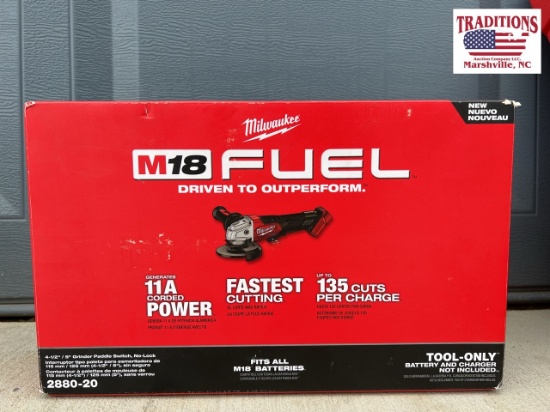 M18 FUEL™ 4-1/2" / 5" Grinder Paddle Switch