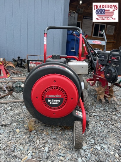 Jet Sweeper Blower by Troy-Bilt