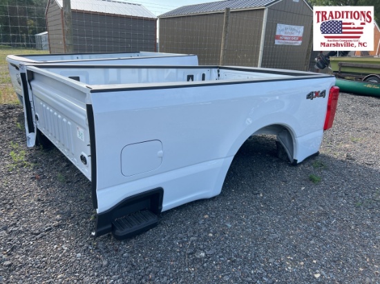 2023 Ford Super Duty 250/350 Bed with Bumper